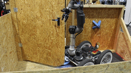 Robot opening door